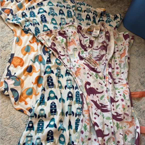 3 sleeping baby size M sleep suits- zipadee - Picture 1 of 1